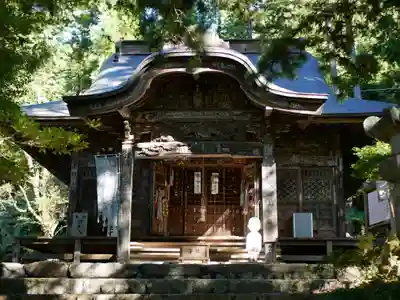 真福寺の本殿・本堂