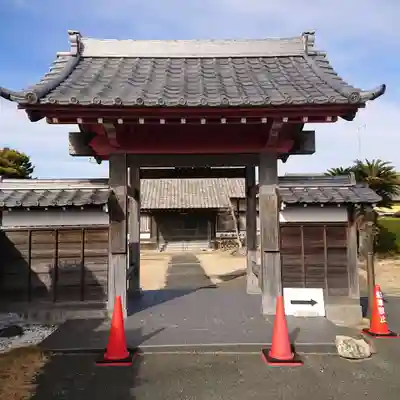 東本徳寺の山門・神門