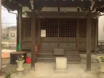 余坂弘法堂(大師堂)の動物