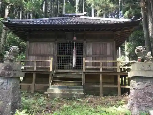 十殿神社の本殿