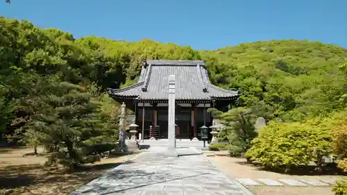安養寺の本殿・本堂