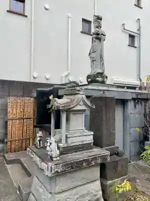 休昌院の{uncategorized: "未分類", other: "その他", undefined: "問題あり", building: "その他建物", grave: "お墓", sacred_gate: "鳥居", guardian: "狛犬", statue: "像", buddha: "仏像", history: "歴史", nature: "自然", garden: "庭園", animal: "動物", pagoda: "塔", temizu: "手水舎", mountain_gate: "山門・神門", sanctuary: "本殿・本堂", subordinate: "末社・摂社", art: "芸術", scenery: "景色", jizo: "地蔵", ema: "絵馬", goshuin: "御朱印", omikuji: "おみくじ", items: "授与品その他", amulet: "お守り", goshuincho: "御朱印帳", eats: "食事", festival: "お祭り", votive_dance: "神楽", shichigosan: "七五三参", wedding: "結婚式", experience: "体験その他", initially: "初詣", around: "周辺", anti_infection: "感染症対策"}