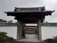 陽泰院の山門・神門