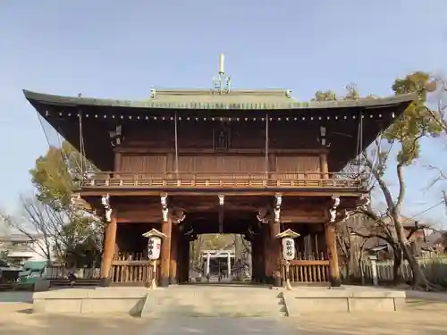 石切劔箭神社の山門