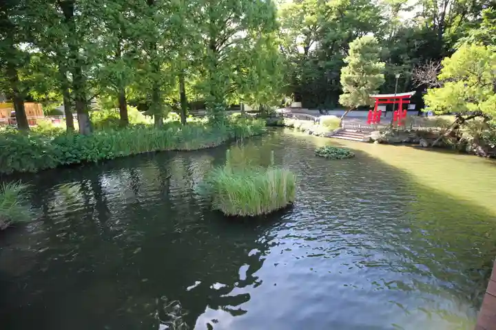 千束八幡神社の庭園