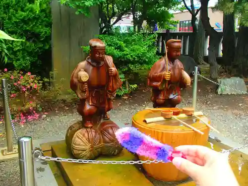 亀戸 香取神社の像