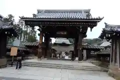 建長寺の山門