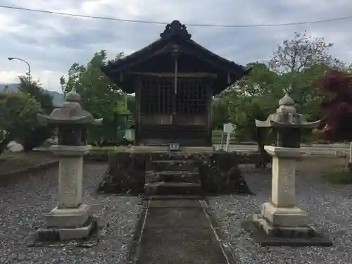 五明稲荷神社の本殿