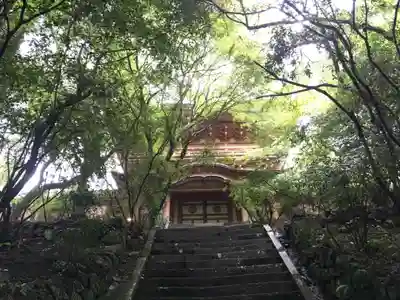 柞原八幡宮の山門・神門