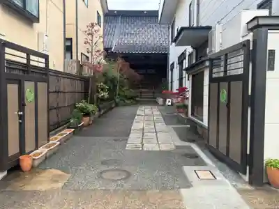 西蓮寺(石川県)