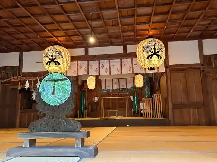 新屋諏訪神社(長野県)