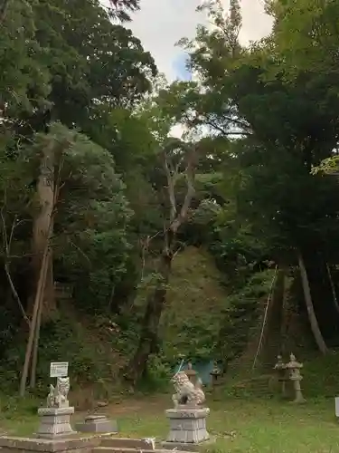 春日神社の狛犬