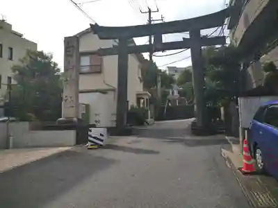 白山神社の鳥居