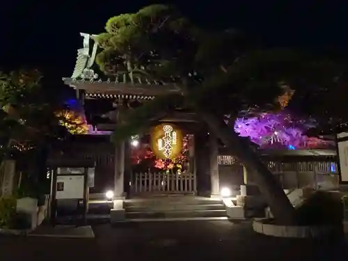 長谷寺の山門・神門