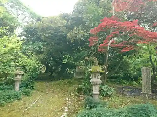 江沼神社の庭園