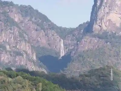 行縢神社の周辺