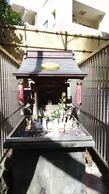妻戀神社の末社・摂社