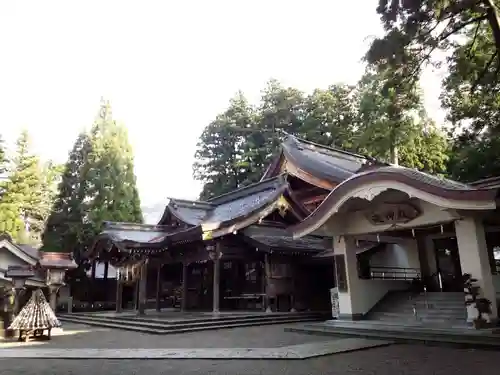 白山比咩神社の本殿・本堂
