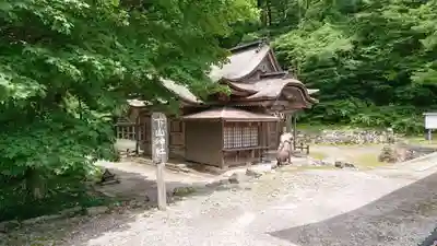 下山神社の本殿・本堂