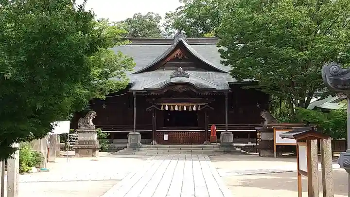 四柱神社の本殿・本堂