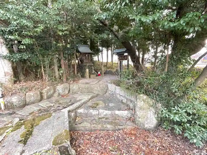 布施神社(滋賀県)