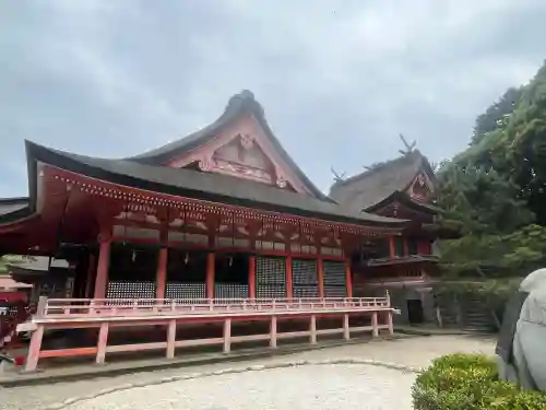 日御碕神社の{uncategorized: "未分類", other: "その他", undefined: "問題あり", building: "その他建物", grave: "お墓", sacred_gate: "鳥居", guardian: "狛犬", statue: "像", buddha: "仏像", history: "歴史", nature: "自然", garden: "庭園", animal: "動物", pagoda: "塔", temizu: "手水舎", mountain_gate: "山門・神門", sanctuary: "本殿・本堂", subordinate: "末社・摂社", art: "芸術", scenery: "景色", jizo: "地蔵", ema: "絵馬", goshuin: "御朱印", omikuji: "おみくじ", items: "授与品その他", amulet: "お守り", goshuincho: "御朱印帳", eats: "食事", festival: "お祭り", votive_dance: "神楽", shichigosan: "七五三参", wedding: "結婚式", experience: "体験その他", initially: "初詣", around: "周辺", anti_infection: "感染症対策"}