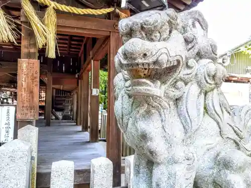 白山神社の狛犬