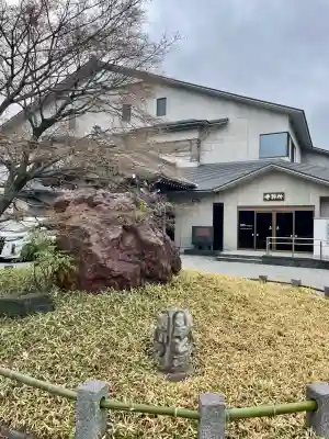 祐天寺の{uncategorized: "未分類", other: "その他", undefined: "問題あり", building: "その他建物", grave: "お墓", sacred_gate: "鳥居", guardian: "狛犬", statue: "像", buddha: "仏像", history: "歴史", nature: "自然", garden: "庭園", animal: "動物", pagoda: "塔", temizu: "手水舎", mountain_gate: "山門・神門", sanctuary: "本殿・本堂", subordinate: "末社・摂社", art: "芸術", scenery: "景色", jizo: "地蔵", ema: "絵馬", goshuin: "御朱印", omikuji: "おみくじ", items: "授与品その他", amulet: "お守り", goshuincho: "御朱印帳", eats: "食事", festival: "お祭り", votive_dance: "神楽", shichigosan: "七五三参", wedding: "結婚式", experience: "体験その他", initially: "初詣", around: "周辺", anti_infection: "感染症対策"}