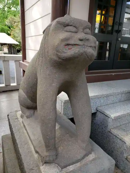 鎧神社の狛犬