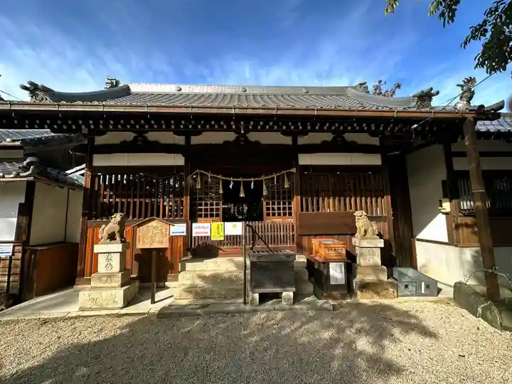神館神社の本殿・本堂