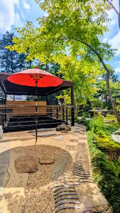 感通寺の庭園