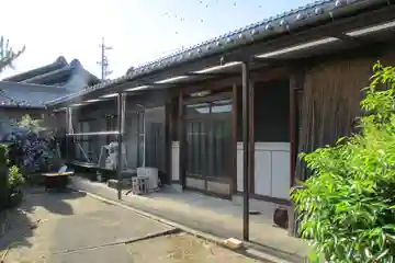 法林寺の本殿・本堂