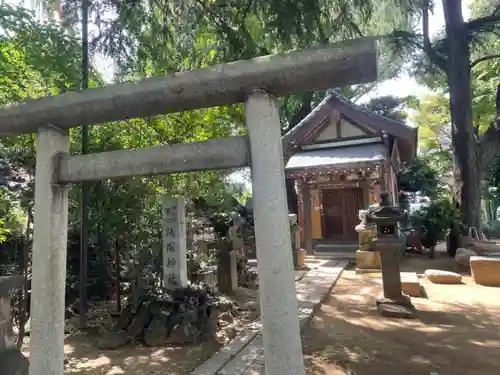 品川神社の鳥居