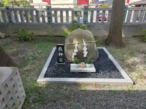 奥田神社の{uncategorized: "未分類", other: "その他", undefined: "問題あり", building: "その他建物", grave: "お墓", sacred_gate: "鳥居", guardian: "狛犬", statue: "像", buddha: "仏像", history: "歴史", nature: "自然", garden: "庭園", animal: "動物", pagoda: "塔", temizu: "手水舎", mountain_gate: "山門・神門", sanctuary: "本殿・本堂", subordinate: "末社・摂社", art: "芸術", scenery: "景色", jizo: "地蔵", ema: "絵馬", goshuin: "御朱印", omikuji: "おみくじ", items: "授与品その他", amulet: "お守り", goshuincho: "御朱印帳", eats: "食事", festival: "お祭り", votive_dance: "神楽", shichigosan: "七五三参", wedding: "結婚式", experience: "体験その他", initially: "初詣", around: "周辺", anti_infection: "感染症対策"}