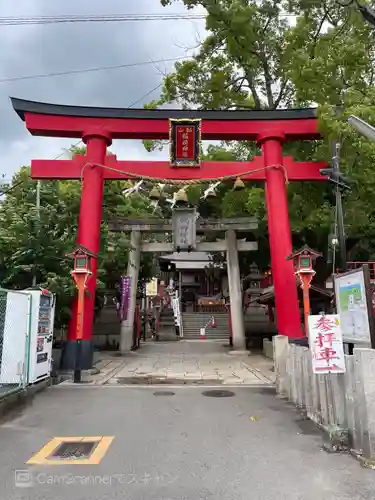 瓢箪山稲荷神社の鳥居