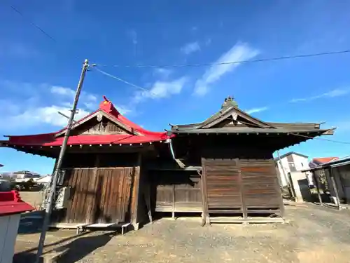 女体神社の本殿