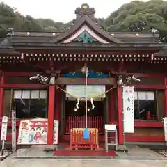 加紫久利神社の本殿