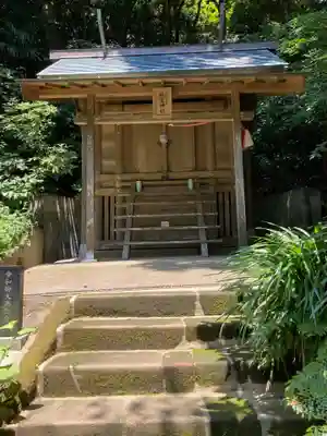 甘縄神明神社（甘縄神明宮）の末社・摂社
