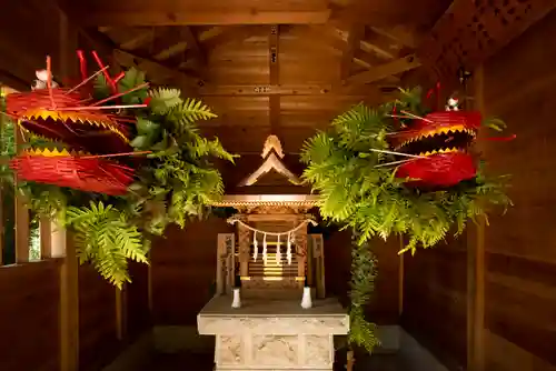 間々田八幡宮の末社・摂社