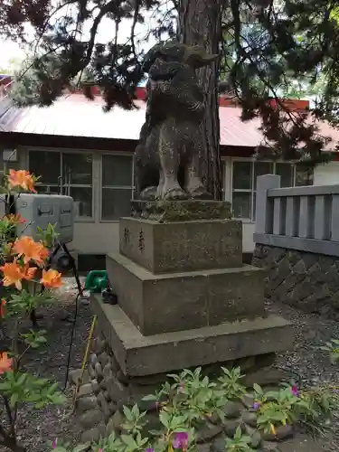 彌彦神社　(伊夜日子神社)の狛犬