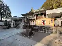 白山宮足王社の{uncategorized: "未分類", other: "その他", undefined: "問題あり", building: "その他建物", grave: "お墓", sacred_gate: "鳥居", guardian: "狛犬", statue: "像", buddha: "仏像", history: "歴史", nature: "自然", garden: "庭園", animal: "動物", pagoda: "塔", temizu: "手水舎", mountain_gate: "山門・神門", sanctuary: "本殿・本堂", subordinate: "末社・摂社", art: "芸術", scenery: "景色", jizo: "地蔵", ema: "絵馬", goshuin: "御朱印", omikuji: "おみくじ", items: "授与品その他", amulet: "お守り", goshuincho: "御朱印帳", eats: "食事", festival: "お祭り", votive_dance: "神楽", shichigosan: "七五三参", wedding: "結婚式", experience: "体験その他", initially: "初詣", around: "周辺", anti_infection: "感染症対策"}