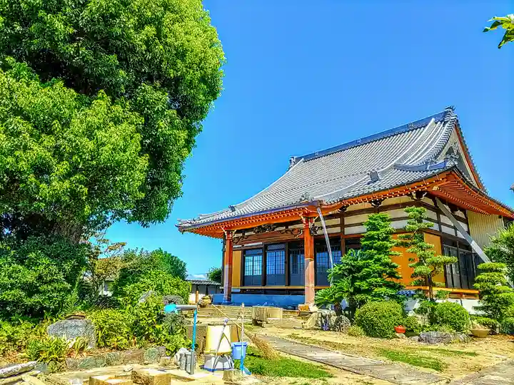 慶正寺の本殿・本堂