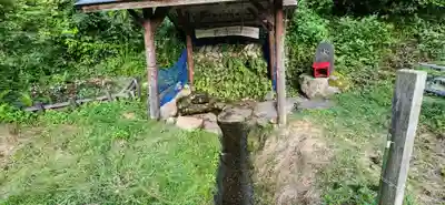 金山峠不動堂の周辺