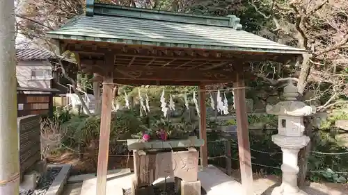 貫井神社の手水舎