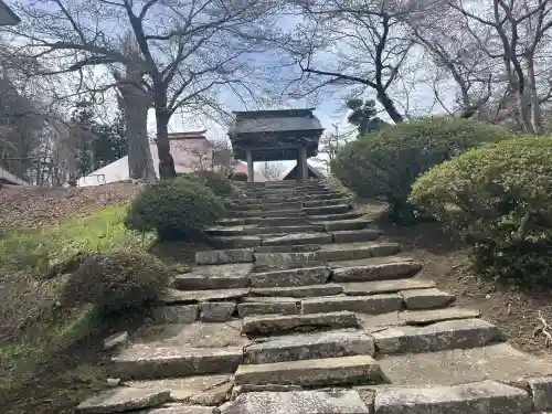 真照寺の{uncategorized: "未分類", other: "その他", undefined: "問題あり", building: "その他建物", grave: "お墓", sacred_gate: "鳥居", guardian: "狛犬", statue: "像", buddha: "仏像", history: "歴史", nature: "自然", garden: "庭園", animal: "動物", pagoda: "塔", temizu: "手水舎", mountain_gate: "山門・神門", sanctuary: "本殿・本堂", subordinate: "末社・摂社", art: "芸術", scenery: "景色", jizo: "地蔵", ema: "絵馬", goshuin: "御朱印", omikuji: "おみくじ", items: "授与品その他", amulet: "お守り", goshuincho: "御朱印帳", eats: "食事", festival: "お祭り", votive_dance: "神楽", shichigosan: "七五三参", wedding: "結婚式", experience: "体験その他", initially: "初詣", around: "周辺", anti_infection: "感染症対策"}