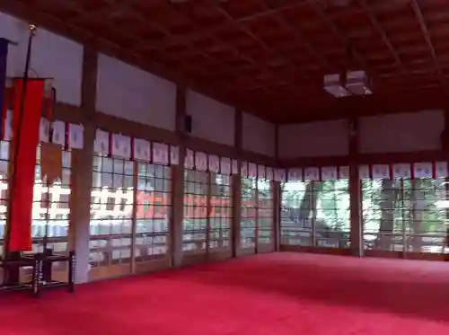 敢國神社の本殿・本堂