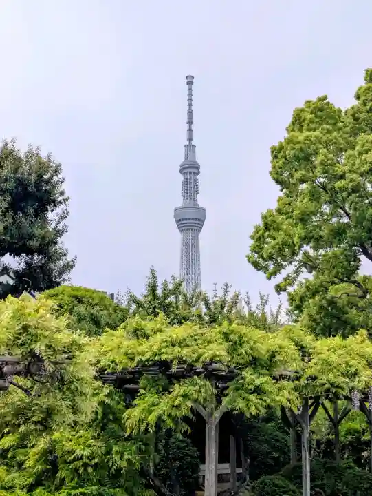 亀戸天神社の{uncategorized: "未分類", other: "その他", undefined: "問題あり", building: "その他建物", grave: "お墓", sacred_gate: "鳥居", guardian: "狛犬", statue: "像", buddha: "仏像", history: "歴史", nature: "自然", garden: "庭園", animal: "動物", pagoda: "塔", temizu: "手水舎", mountain_gate: "山門・神門", sanctuary: "本殿・本堂", subordinate: "末社・摂社", art: "芸術", scenery: "景色", jizo: "地蔵", ema: "絵馬", goshuin: "御朱印", omikuji: "おみくじ", items: "授与品その他", amulet: "お守り", goshuincho: "御朱印帳", eats: "食事", festival: "お祭り", votive_dance: "神楽", shichigosan: "七五三参", wedding: "結婚式", experience: "体験その他", initially: "初詣", around: "周辺", anti_infection: "感染症対策"}