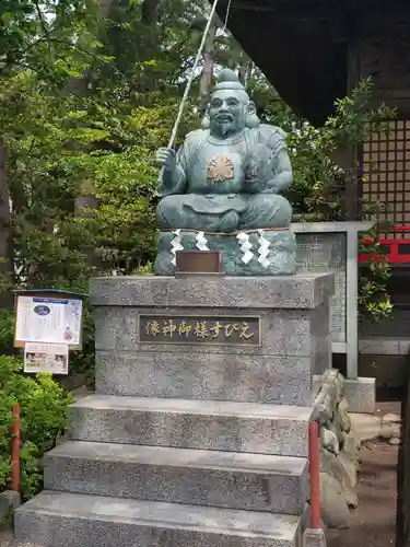 平塚三嶋神社の像