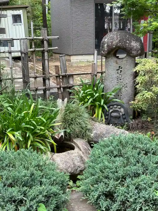 中山杉山神社の建物その他