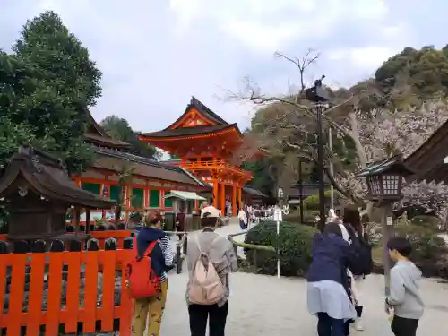 賀茂別雷神社（上賀茂神社）の{uncategorized: "未分類", other: "その他", undefined: "問題あり", building: "その他建物", grave: "お墓", sacred_gate: "鳥居", guardian: "狛犬", statue: "像", buddha: "仏像", history: "歴史", nature: "自然", garden: "庭園", animal: "動物", pagoda: "塔", temizu: "手水舎", mountain_gate: "山門・神門", sanctuary: "本殿・本堂", subordinate: "末社・摂社", art: "芸術", scenery: "景色", jizo: "地蔵", ema: "絵馬", goshuin: "御朱印", omikuji: "おみくじ", items: "授与品その他", amulet: "お守り", goshuincho: "御朱印帳", eats: "食事", festival: "お祭り", votive_dance: "神楽", shichigosan: "七五三参", wedding: "結婚式", experience: "体験その他", initially: "初詣", around: "周辺", anti_infection: "感染症対策"}